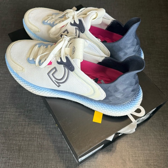 G/FORE Men’s MG4X2 Golf Cross Trainer - Picture 2 of 5